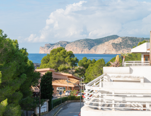 Renovated sea view penthouse in front of Club Nautico, Santa Ponsa